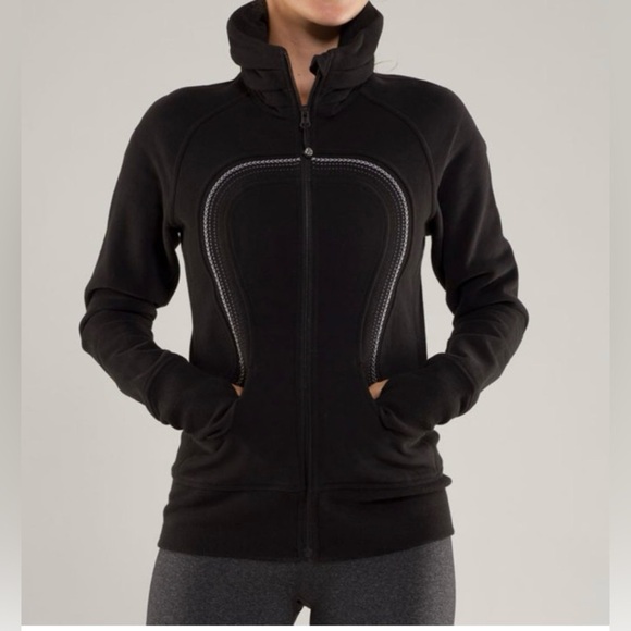 Lululemon Cuddle Up Jacket Black (White Trim) Size 4 - Picture 1 of 15
